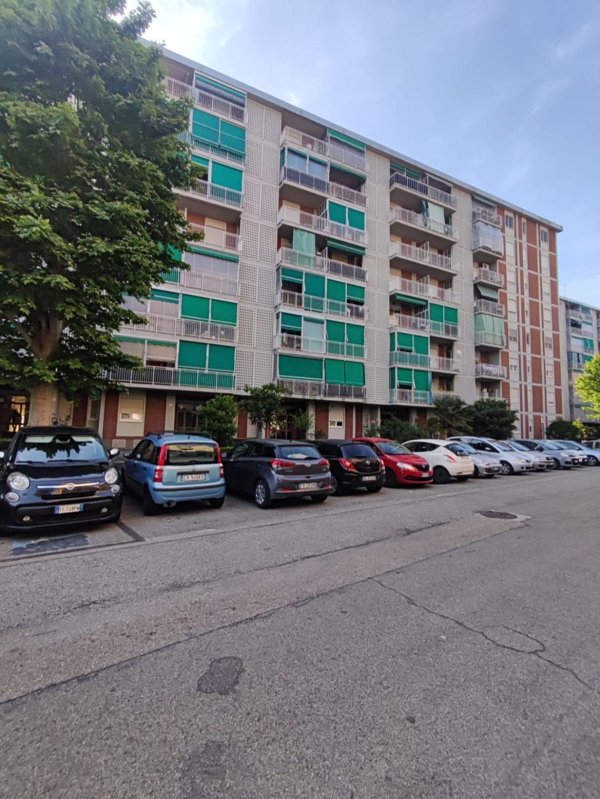 appartamento in vendita a Torino in zona Mirafiori Sud