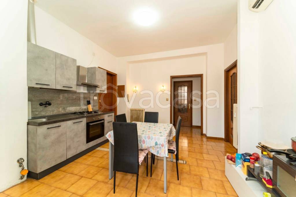 appartamento in vendita a Torino in zona Mirafiori Sud