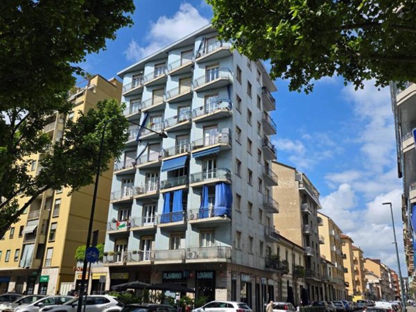 appartamento in vendita a Torino in zona Parella