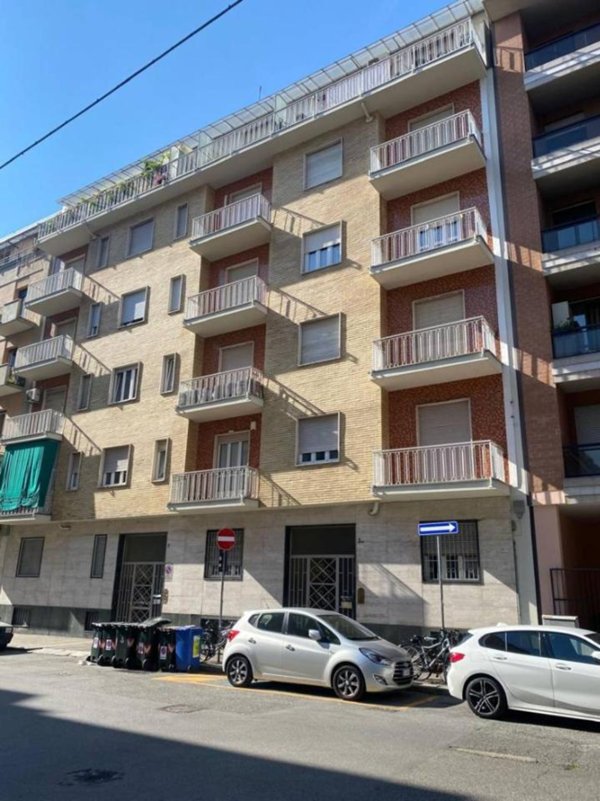 appartamento in vendita a Torino in zona Santa Rita