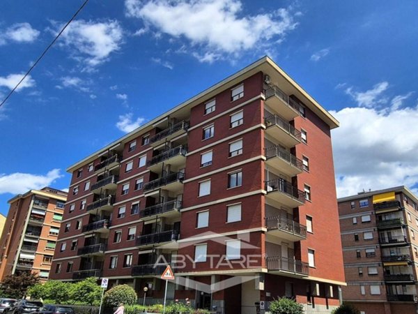 appartamento in vendita a Torino in zona Millefonti