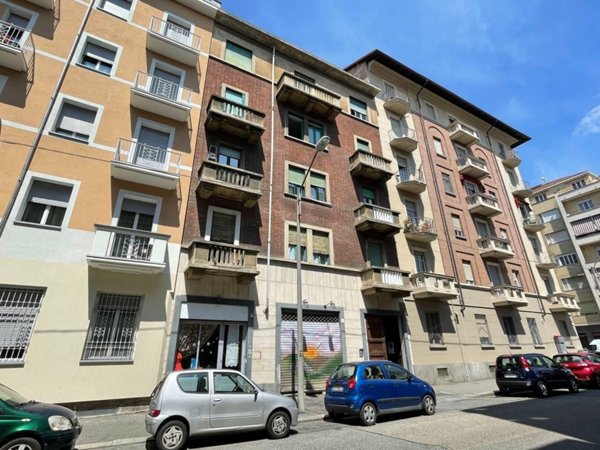 appartamento in vendita a Torino in zona Lingotto