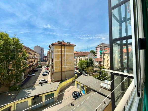 appartamento in vendita a Torino in zona Borgata Vittoria