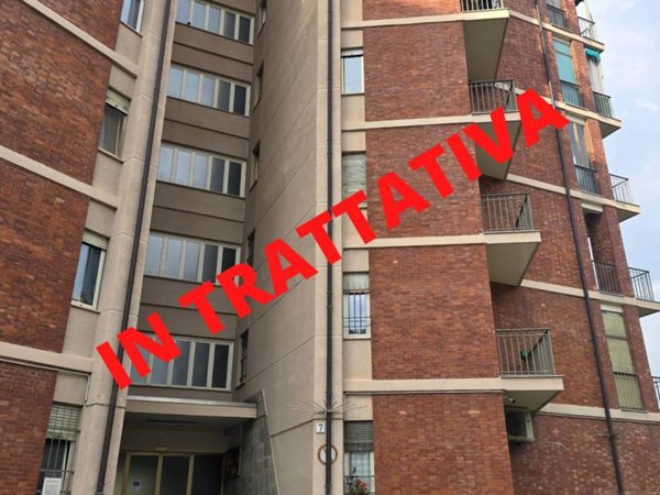appartamento in vendita a Torino in zona Borgata Vittoria
