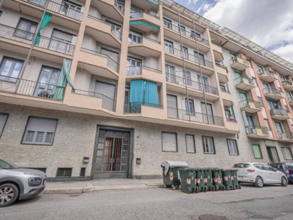 appartamento in vendita a Torino in zona Cenisia