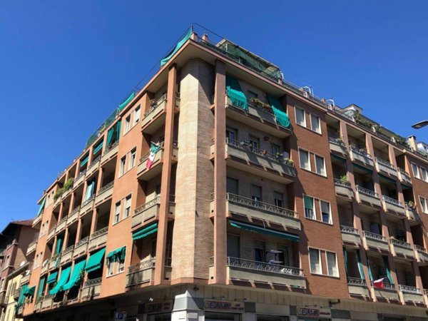 appartamento in vendita a Torino in zona San Salvario