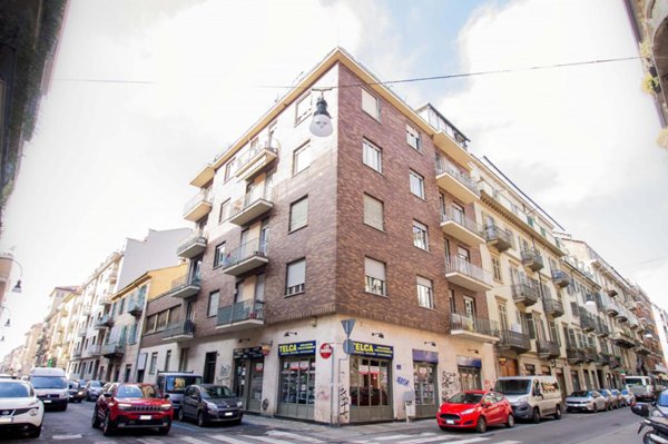 appartamento in vendita a Torino in zona San Salvario