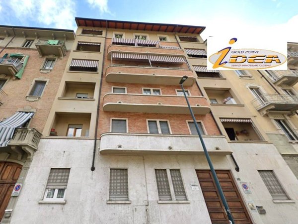 appartamento in vendita a Torino in zona Borgata Vittoria