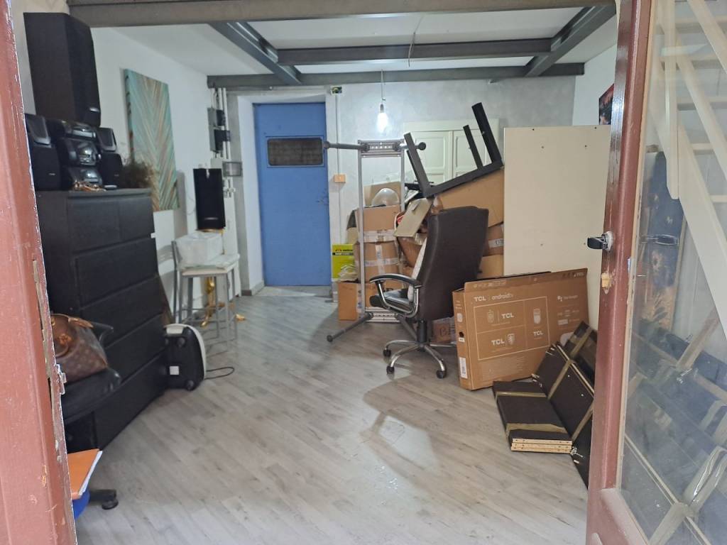 negozio in vendita a Torino in zona San Donato