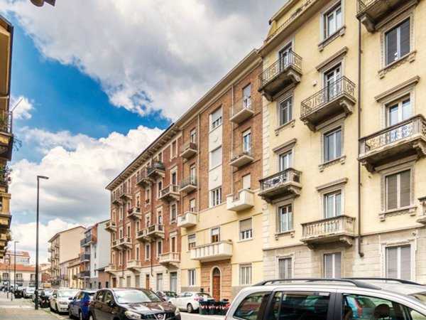 appartamento in vendita a Torino in zona Cenisia