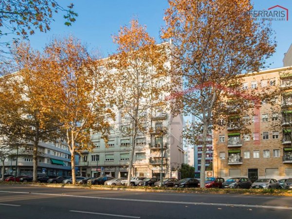 appartamento in vendita a Torino in zona Cit Turin
