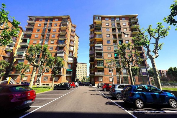appartamento in vendita a Torino in zona Mirafiori Nord