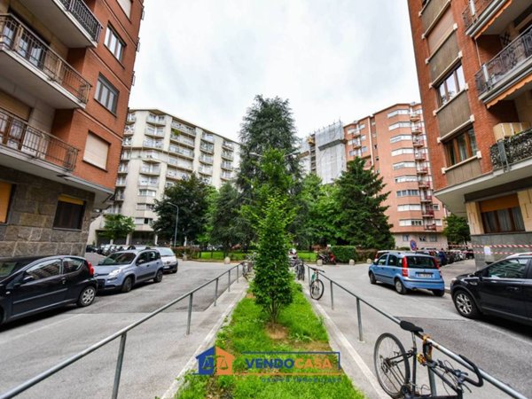appartamento in vendita a Torino in zona Santa Rita