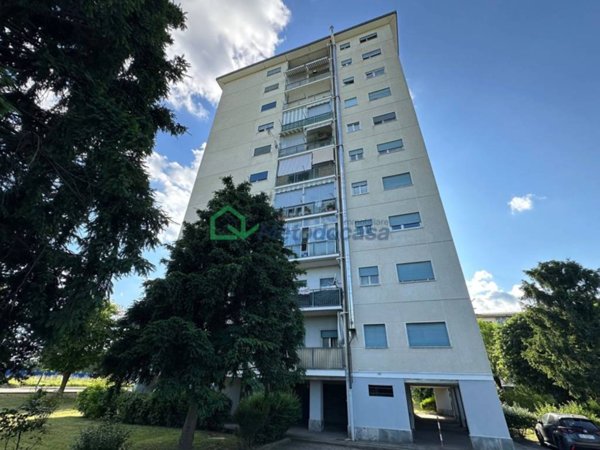 appartamento in vendita a Torino in zona Falchera