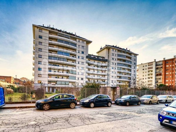 appartamento in vendita a Torino in zona Aurora