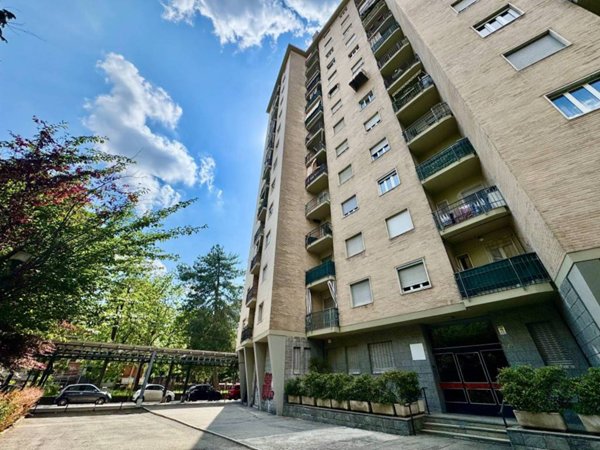 appartamento in vendita a Torino in zona Mirafiori Sud