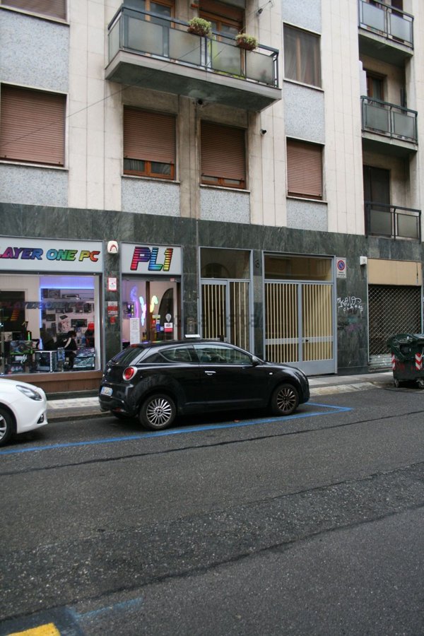 locale di sgombero in vendita a Torino in zona Vanchiglia