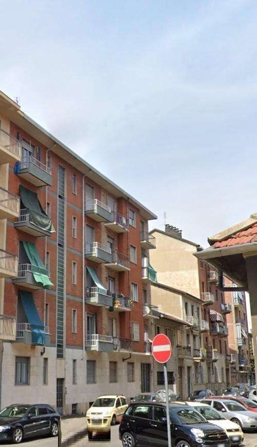 locale di sgombero in vendita a Torino