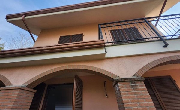casa indipendente in vendita a Torino in zona Centro Storico