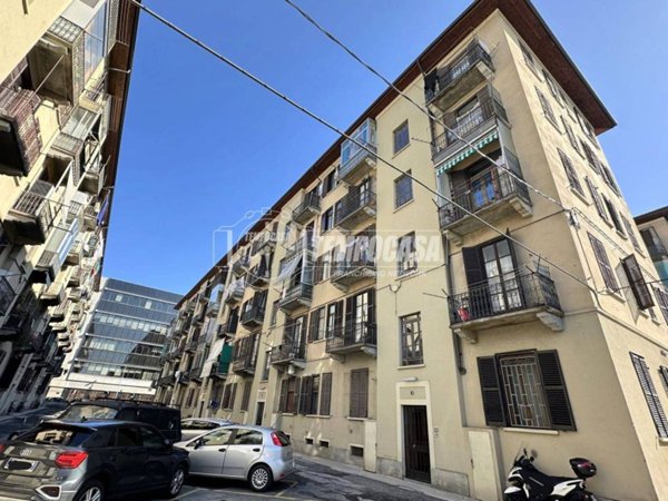 appartamento in vendita a Torino in zona Millefonti