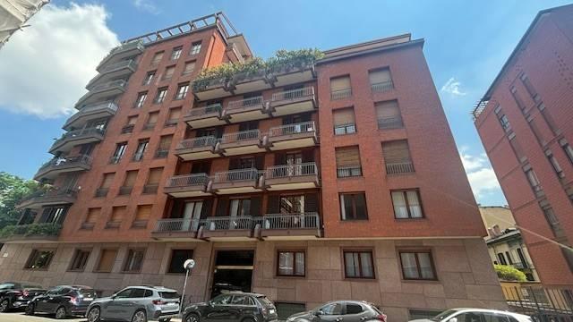 appartamento in vendita a Torino in zona Crocetta