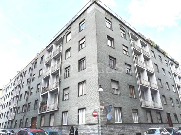 appartamento in vendita a Torino in zona Cit Turin