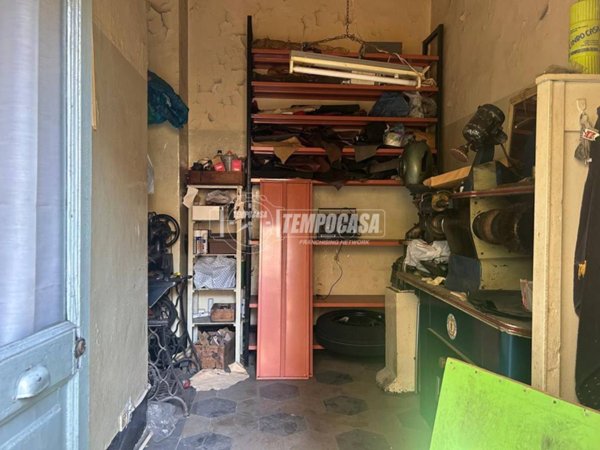 locale di sgombero in vendita a Torino in zona Crocetta