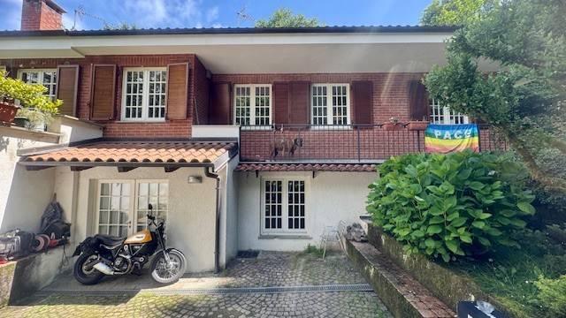 casa indipendente in vendita a Torino in zona Superga
