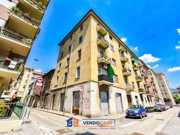 appartamento in vendita a Torino in zona Lingotto