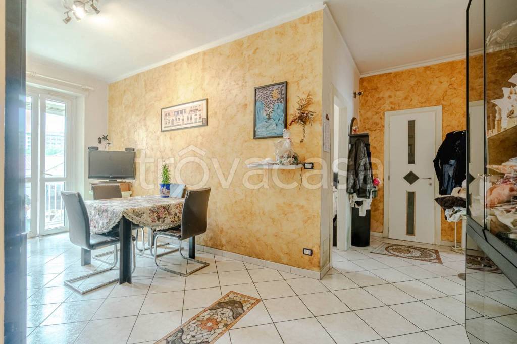 appartamento in vendita a Torino in zona Parella