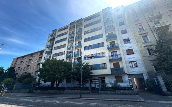 appartamento in vendita a Torino in zona Campidoglio