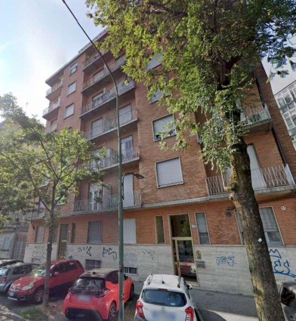 appartamento in vendita a Torino in zona Lingotto
