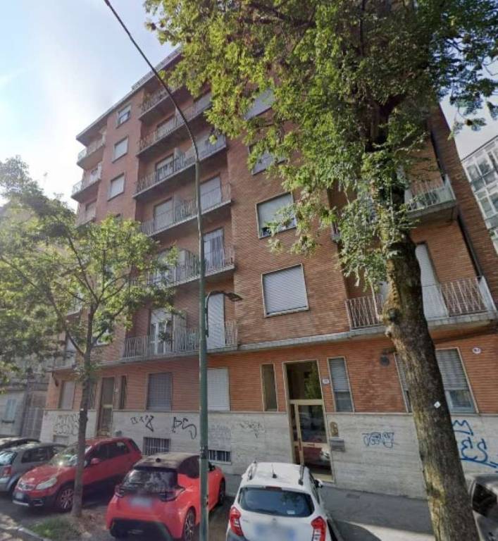 appartamento in vendita a Torino in zona Lingotto