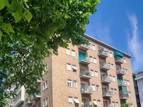 appartamento in vendita a Torino in zona San Salvario