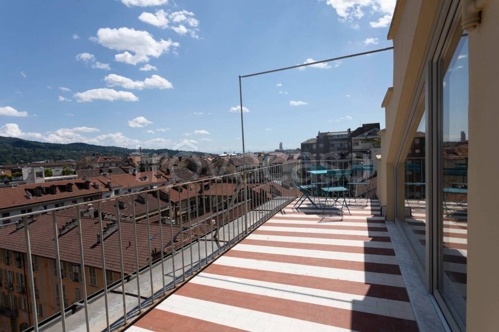 appartamento in vendita a Torino in zona Centro Storico