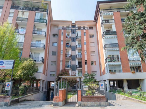 appartamento in vendita a Torino in zona Mirafiori Sud