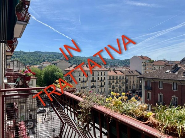 appartamento in vendita a Torino in zona San Salvario