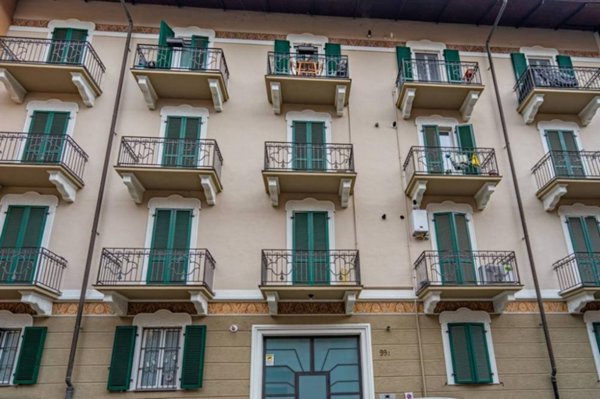 appartamento in vendita a Torino in zona Cit Turin