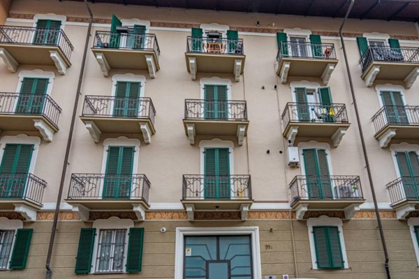 appartamento in vendita a Torino in zona Cit Turin