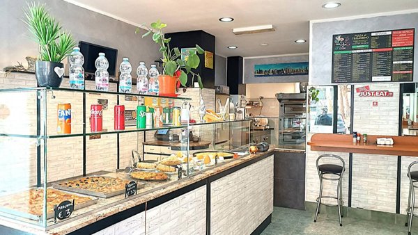 negozio in vendita a Torino in zona Pozzo Strada