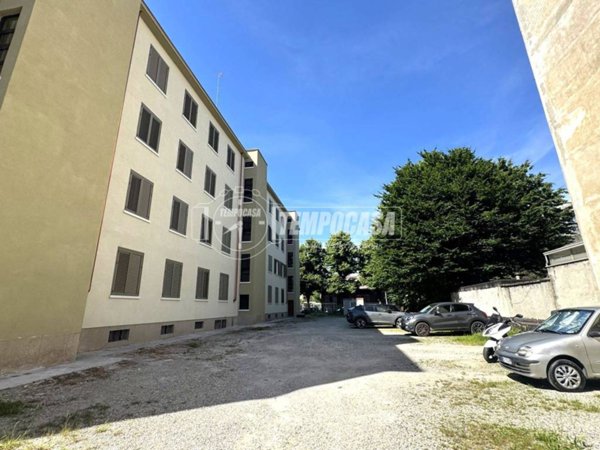 appartamento in vendita a Torino in zona Lingotto