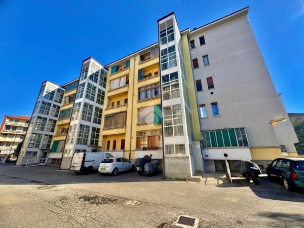 appartamento in vendita a Torino in zona Mirafiori Nord