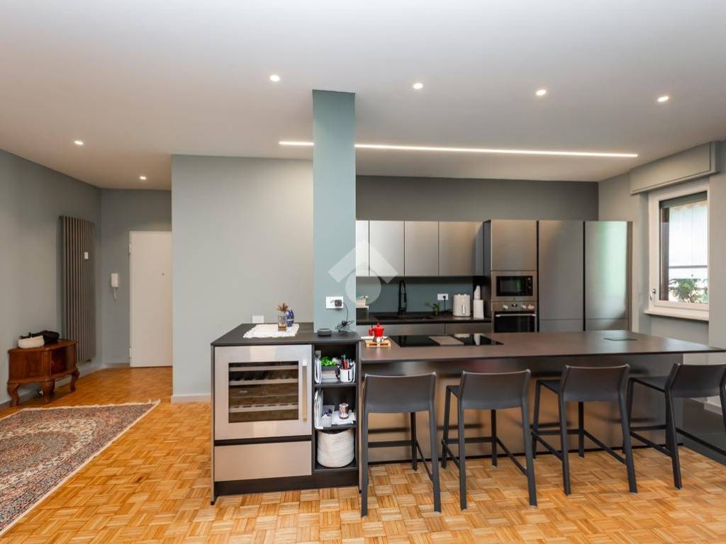 appartamento in vendita a Torino in zona Parella