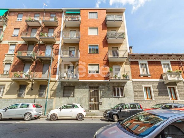 appartamento in vendita a Torino in zona Borgata Vittoria