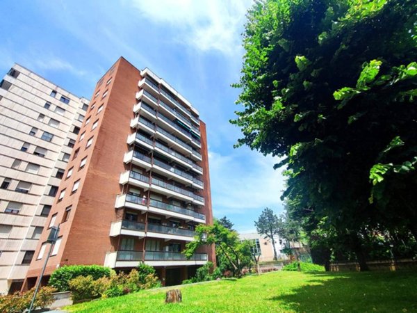 appartamento in vendita a Torino in zona Mirafiori Nord