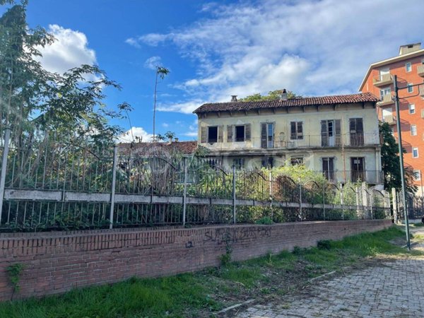 mansarda in vendita a Torino in zona Madonna di Campagna