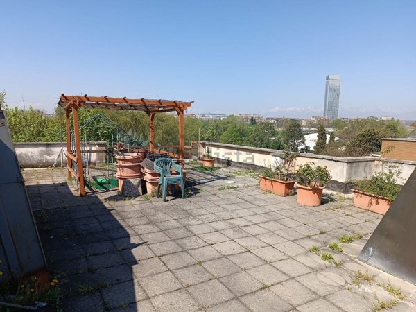 appartamento in vendita a Torino in zona Cavoretto