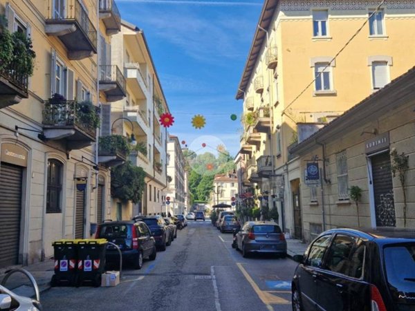 negozio in vendita a Torino in zona Gran Madre
