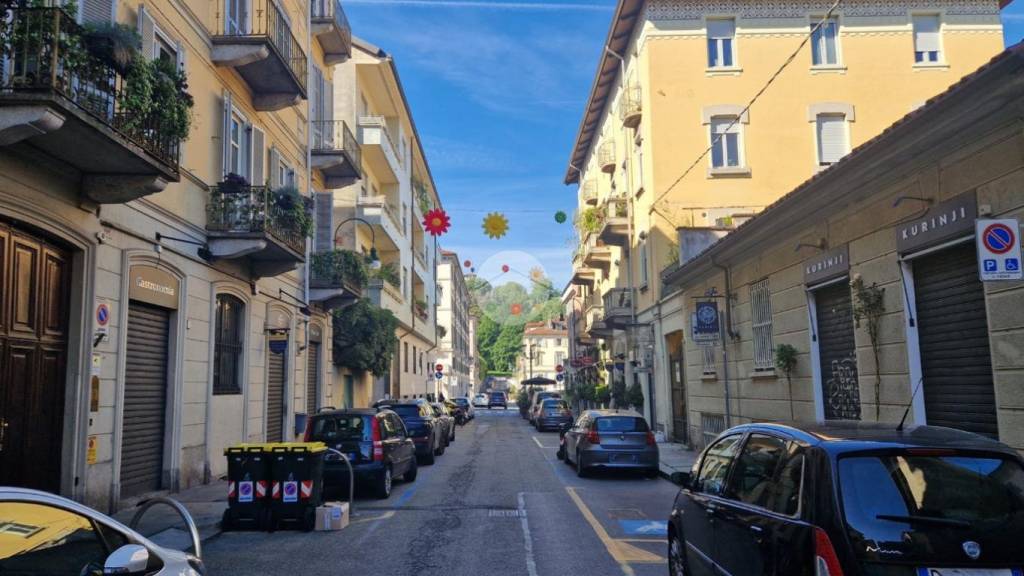 negozio in vendita a Torino in zona Gran Madre