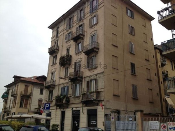 appartamento in vendita a Torino in zona Aurora